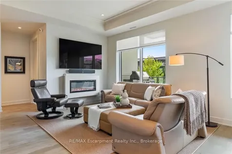 123 Maurice Drive Oakville ON L6K 2W6