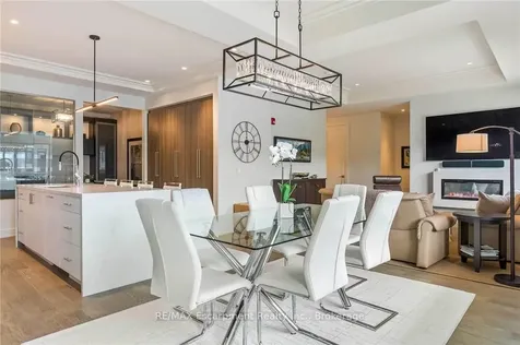 123 Maurice Drive Oakville ON L6K 2W6