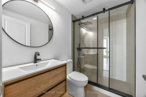 2230 Lake Shore Boulevard W Toronto ON M8V 0B2
