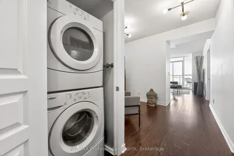 2230 Lake Shore Boulevard W Toronto ON M8V 0B2