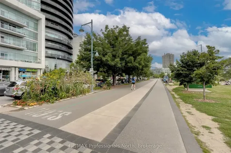 2230 Lake Shore Boulevard W Toronto ON M8V 0B2