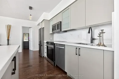 2230 Lake Shore Boulevard W Toronto ON M8V 0B2