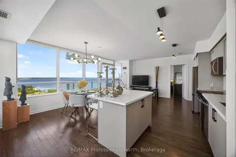 2230 Lake Shore Boulevard W Toronto ON M8V 0B2
