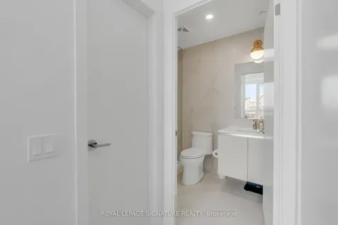 395 Dundas Street W Oakville ON L6M 5R8