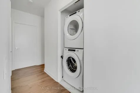 395 Dundas Street W Oakville ON L6M 5R8