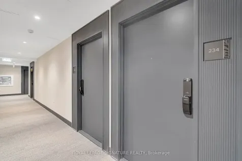 395 Dundas Street W Oakville ON L6M 5R8