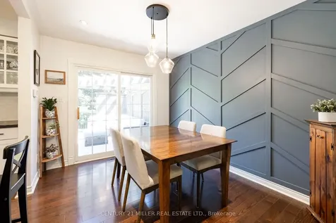 1259 Richards Crescent Oakville ON L6H 1R5
