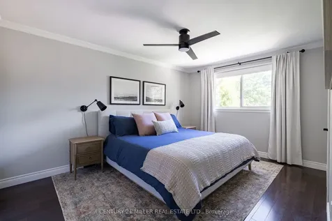 1259 Richards Crescent Oakville ON L6H 1R5