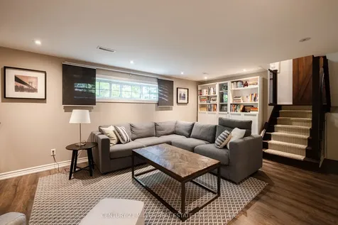 1259 Richards Crescent Oakville ON L6H 1R5