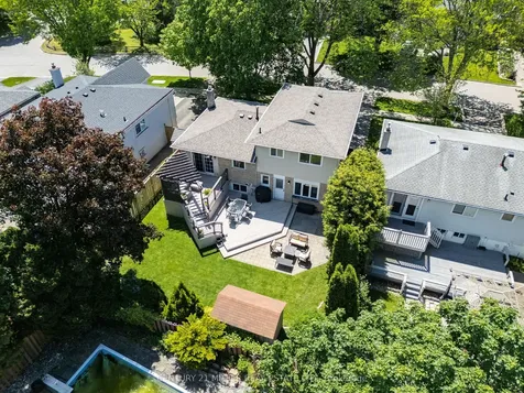 1259 Richards Crescent Oakville ON L6H 1R5