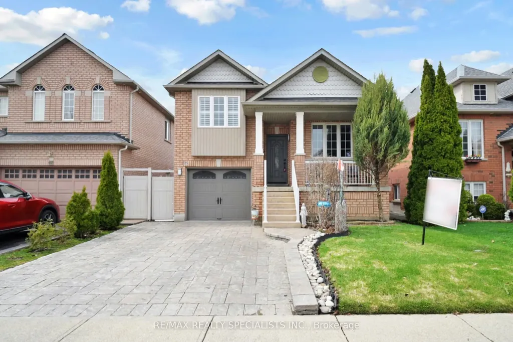 22 Thimbleberry Street Brampton ON L7A 3L4