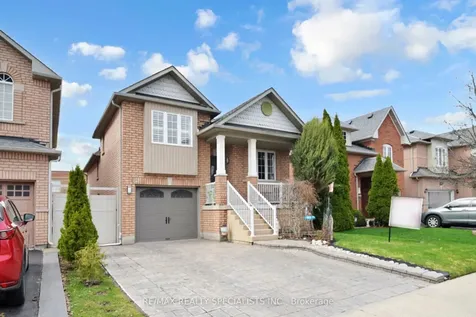 22 Thimbleberry Street Brampton ON L7A 3L4