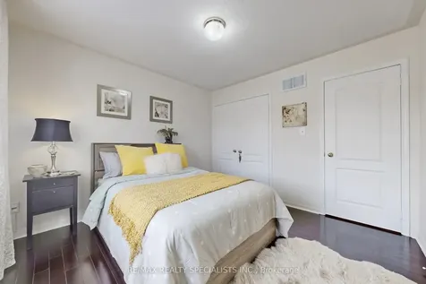 22 Thimbleberry Street Brampton ON L7A 3L4