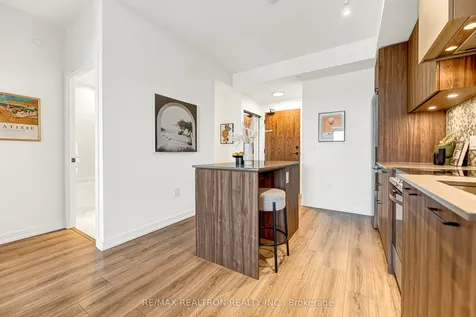 10 Lagerfeld Drive Brampton ON L7A 5L3