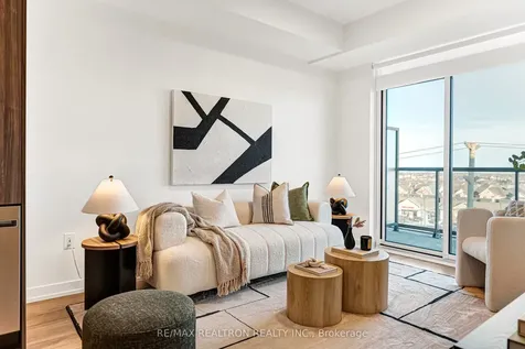10 Lagerfeld Drive Brampton ON L7A 5L3