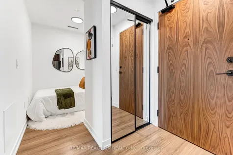 10 Lagerfeld Drive Brampton ON L7A 5L3