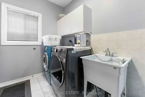 33 Southbend Drive Brampton ON L7A 1K5