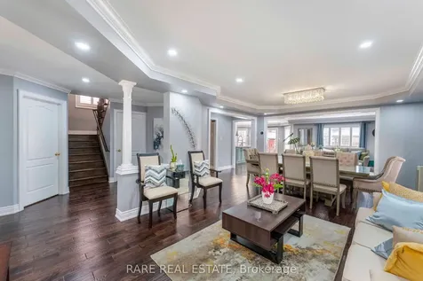 33 Southbend Drive Brampton ON L7A 1K5