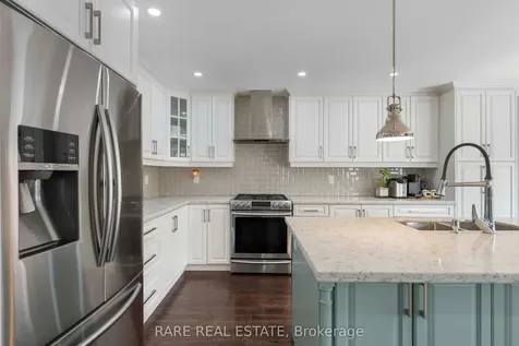 33 Southbend Drive Brampton ON L7A 1K5