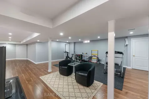 33 Southbend Drive Brampton ON L7A 1K5