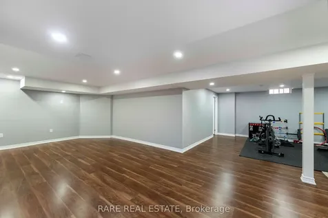 33 Southbend Drive Brampton ON L7A 1K5