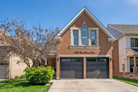 5936 Bell Harbour Drive Mississauga ON L5M 5K7