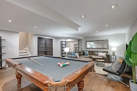 5936 Bell Harbour Drive Mississauga ON L5M 5K7