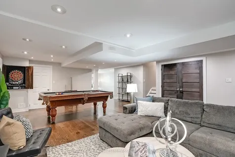 5936 Bell Harbour Drive Mississauga ON L5M 5K7