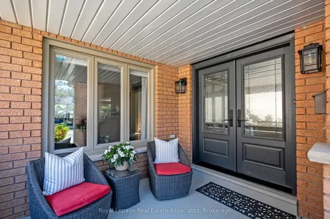 5936 Bell Harbour Drive Mississauga ON L5M 5K7