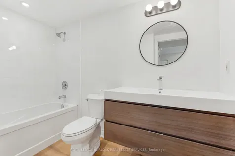 1553 Newlands Crescent Burlington ON L7M 1P1
