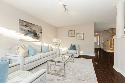 644 Porter Way Milton ON L9T 5W2