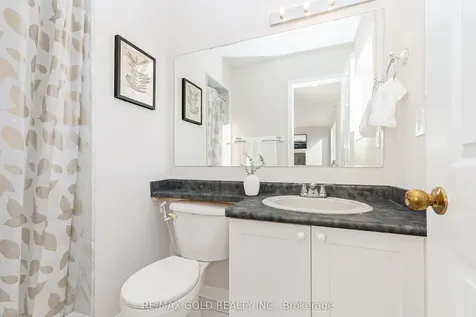 644 Porter Way Milton ON L9T 5W2