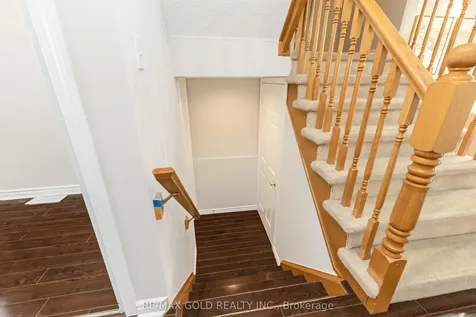 644 Porter Way Milton ON L9T 5W2