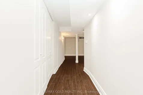 644 Porter Way Milton ON L9T 5W2