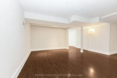644 Porter Way Milton ON L9T 5W2