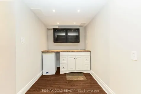 644 Porter Way Milton ON L9T 5W2