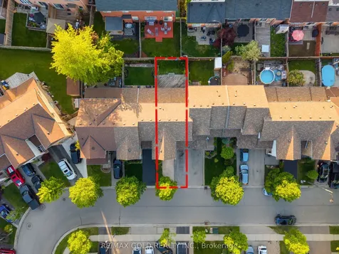 644 Porter Way Milton ON L9T 5W2