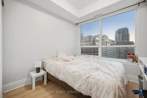 30 Elm Drive W Mississauga ON L5B 0N6