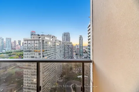 30 Elm Drive W Mississauga ON L5B 0N6