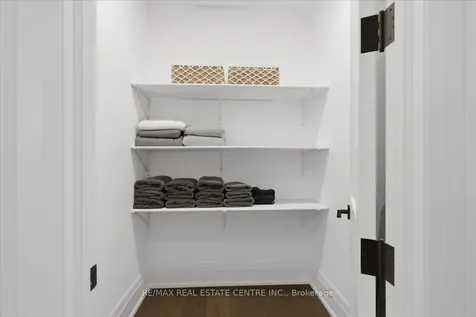 67 Robert Street Milton ON L9T 1G7