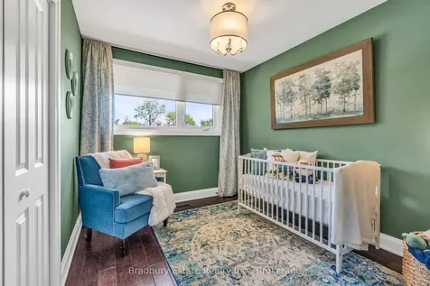 498 Wicklow Road Burlington ON L7L 2H8