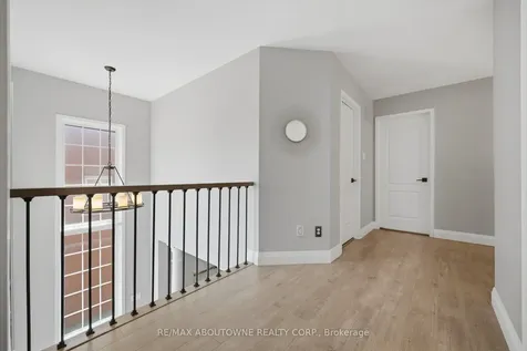 44 Banington Crescent Brampton ON L7A 1G4