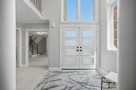 44 Banington Crescent Brampton ON L7A 1G4