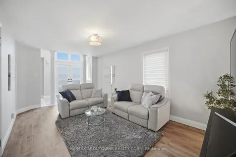 44 Banington Crescent Brampton ON L7A 1G4