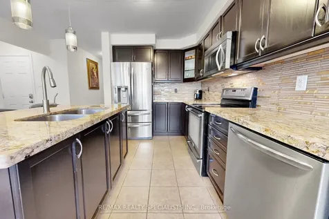 17 Leblanc Crescent Brampton ON L7A 4G6