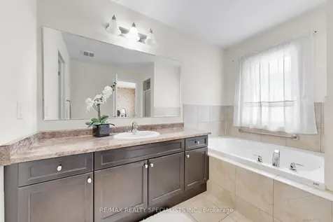 17 Leblanc Crescent Brampton ON L7A 4G6