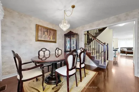 17 Leblanc Crescent Brampton ON L7A 4G6