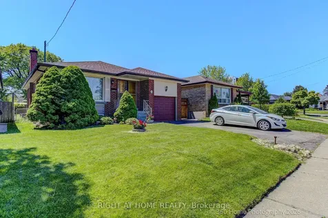 9 Stevenharris Drive Toronto ON M9C 1T9