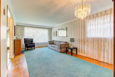 9 Stevenharris Drive Toronto ON M9C 1T9