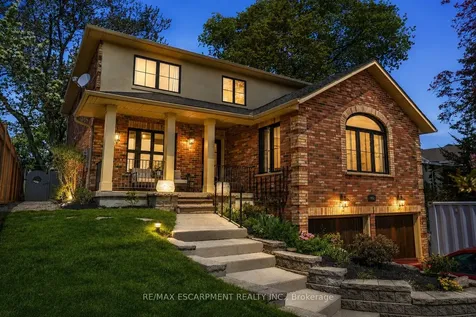 329 Plains Road W Burlington ON L7T 1G1